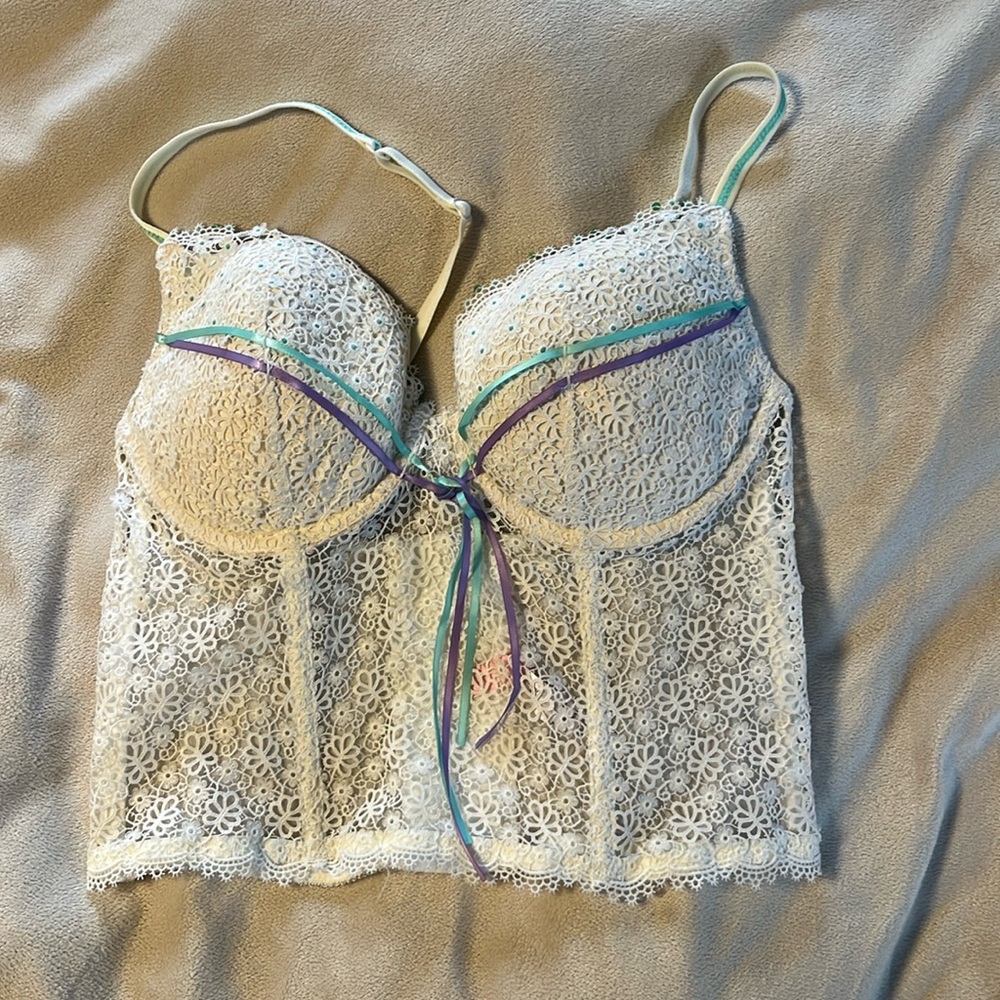 - VS Angels corset lined cups 36C
